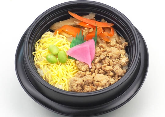 鶏そぼろ釜めし