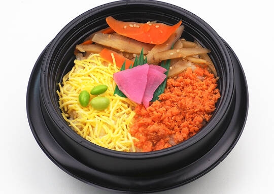 鮭そぼろ釜めし